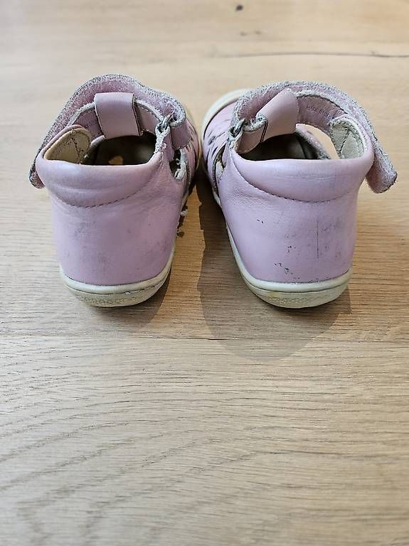 Scarpe per ragazze: Sandalen Naturino Gr. 23 – Usato da Hüntwangen venduto da Hensi1 2