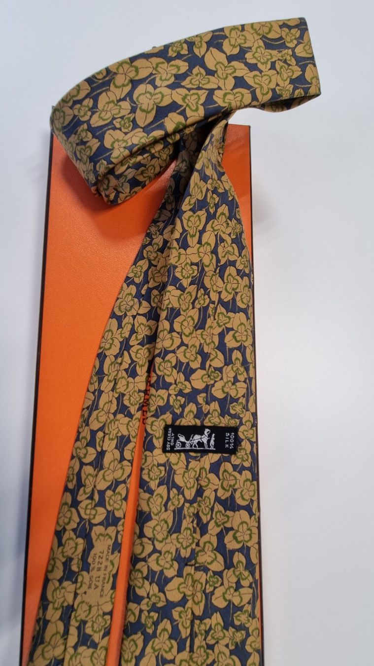 Hermès Cravatte: Cravate Hermès Vintage – Usato da Genève venduto da pao_8srw 3