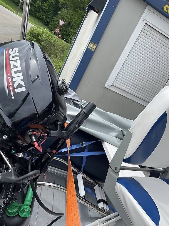 Barche: Schlauchboot mit 20 Ps Motor  – Usato da Thayngen venduto da Rusti0 2
