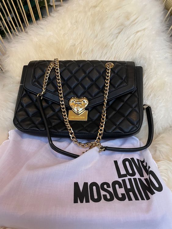 Love moschino online fake