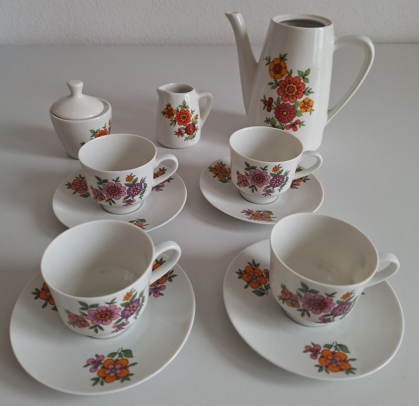 Set di piatti: Süsses Kinder-Kaffeeservice Bavaria Bareuther Waldsassen – Usato da Wettingen venduto da Egro2