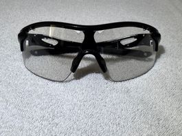 Oakley Radarlock XL Photochmic mit 3 Linsen und Etui