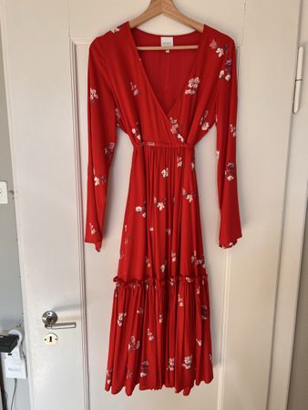 Kleid rot in Gr. M
