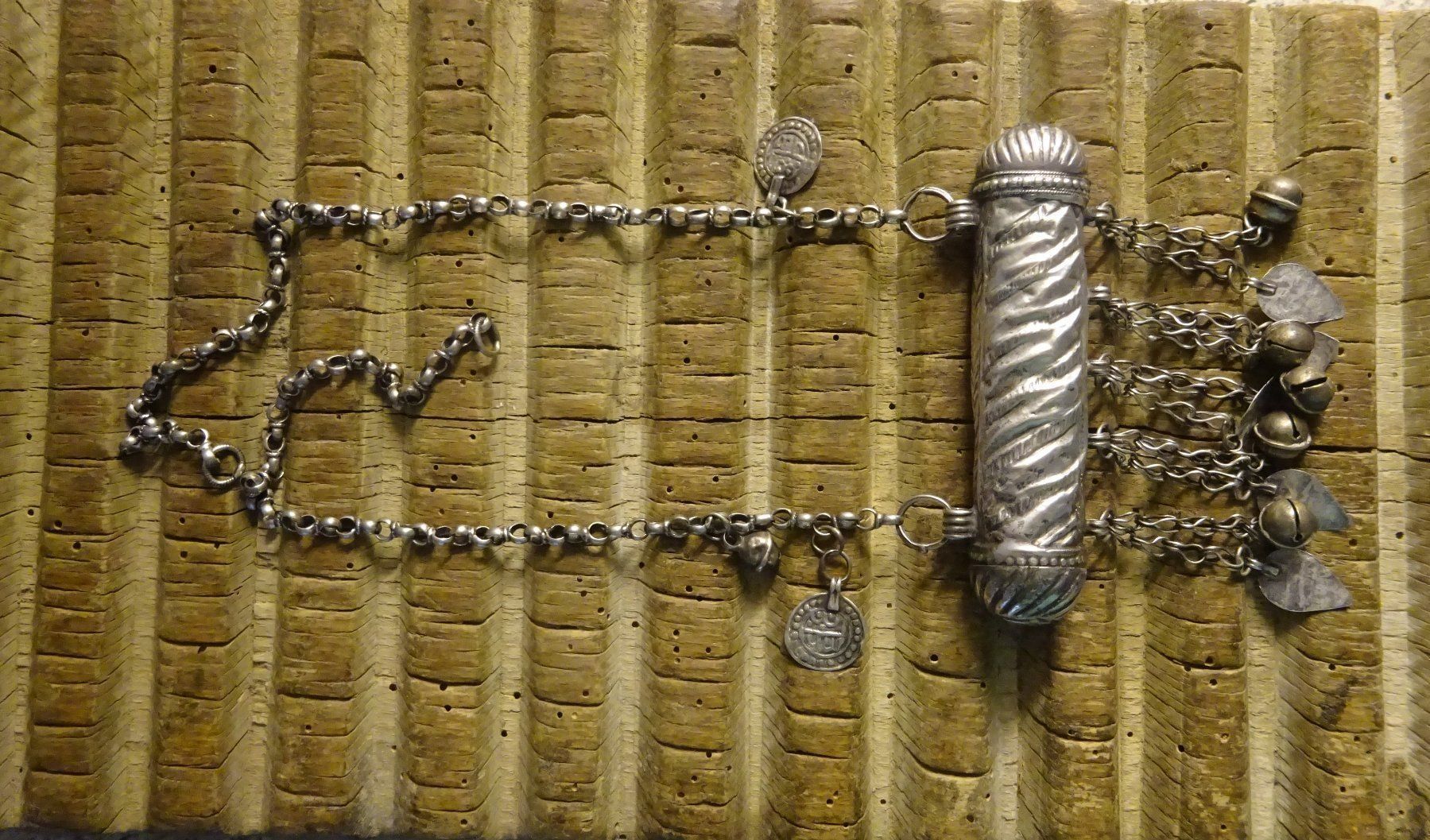 Catenine: Beduinen Amulett Kette / Ethno – Usato da Esslingen venduto da FetteSchnecke 3