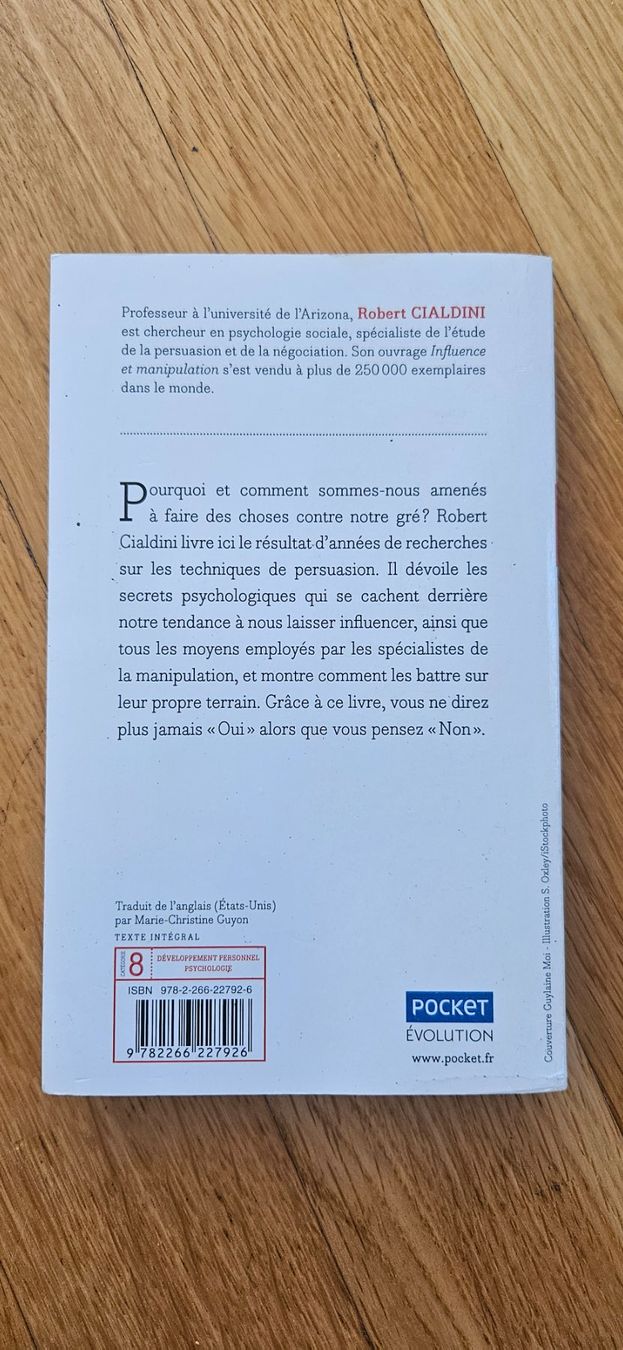 Libri: Livre Influence et Manipulation Robert Cialdini – Usato da Biel/Bienne venduto da baplep 2