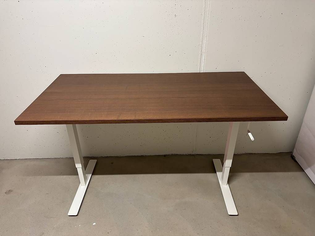 Ikea Tische: IKEA Skarsta Tisch – Gebraucht aus Glattpark(Opfikon) von N.Naumkin