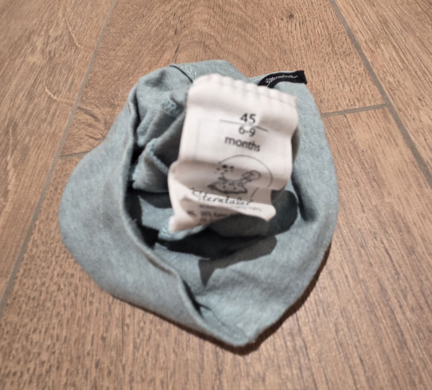 Sterntaler Berretti & Sciarpe: Sterntaler Mütze Baby 45 – Usato da Lyss venduto da Nlulu 1