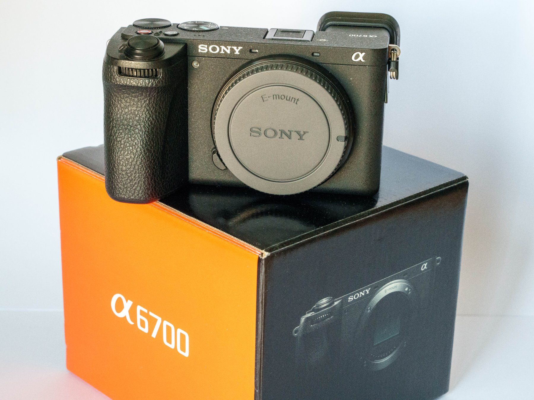 Sony Kamera: SONY Alpha 6700 Body – Neu (gemäss Beschreibung) aus Schaffhausen von piqu