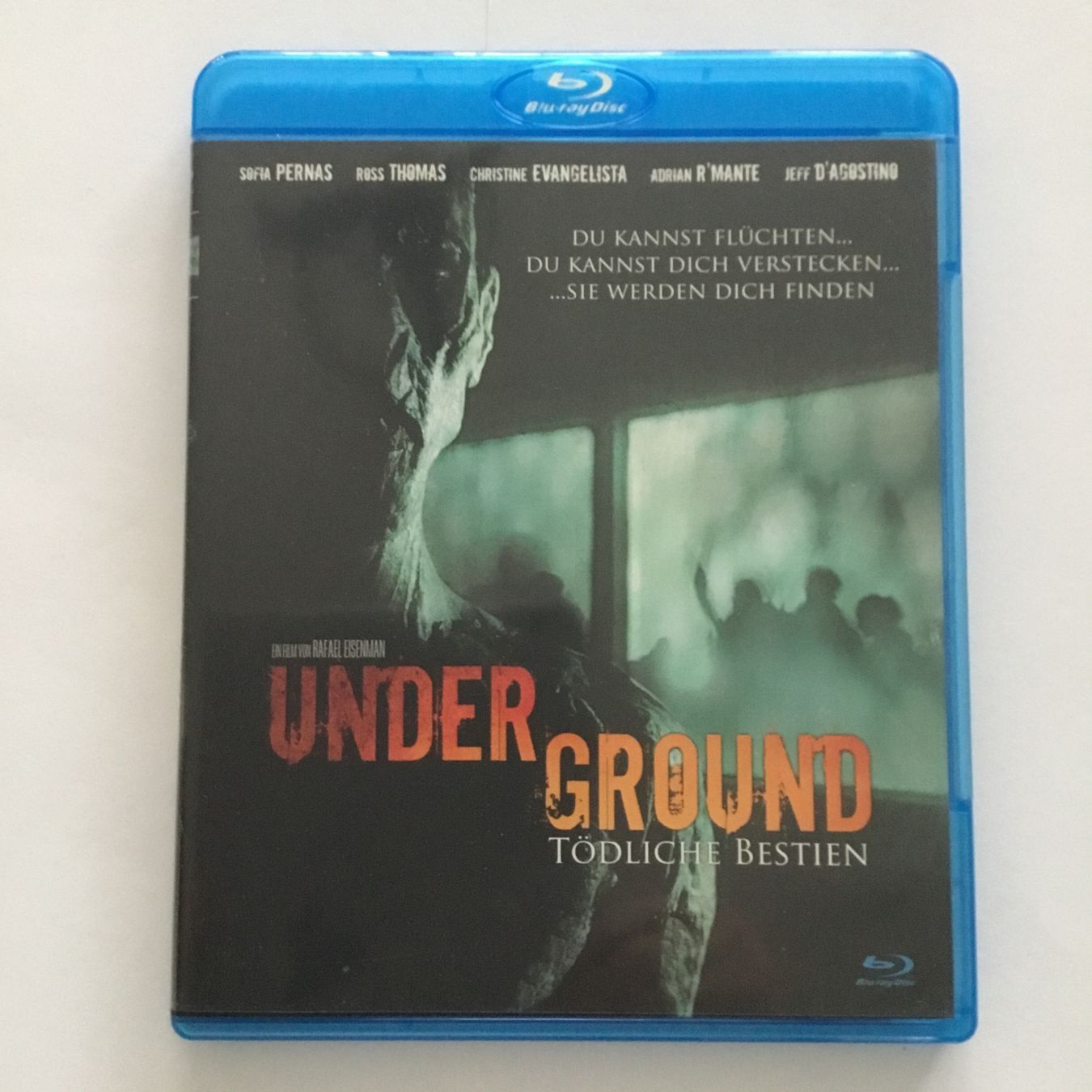Tutti i DVDs: Under Ground Tödliche Bestien Blu Ray – Nuovo (secondo la descrizione) da Blauen venduto da sternchen66