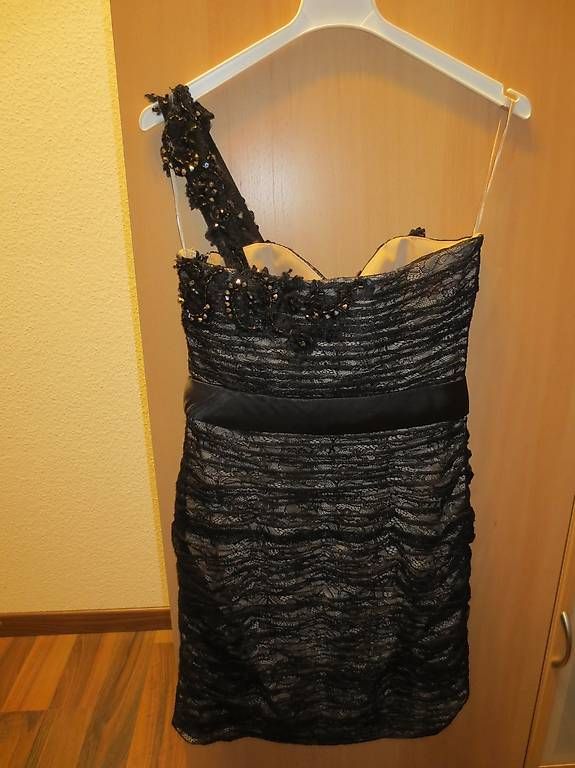 Vestiti: Cocktailkleid Farbe schwarz / caramel   – Usato da Zeiningen venduto da rol_rc6y 1