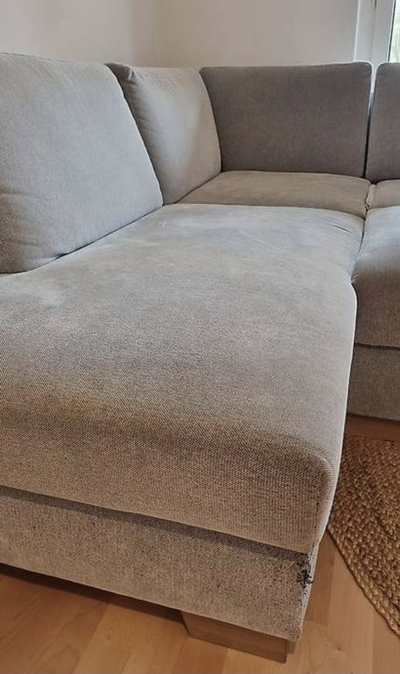 Divani: Grosses IKEA SÖRVALLEN Ecksofa mit Schlaffunktion – Usato da Zug venduto da ram_n27t 1