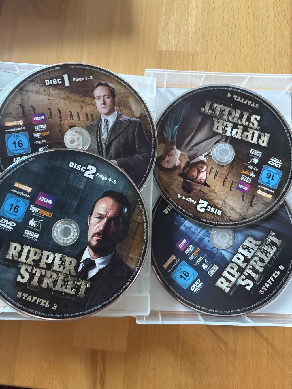 Tous les DVDs: RIPPER STREET – D'occasion à Lauwil par Turbo-Schnecke 4
