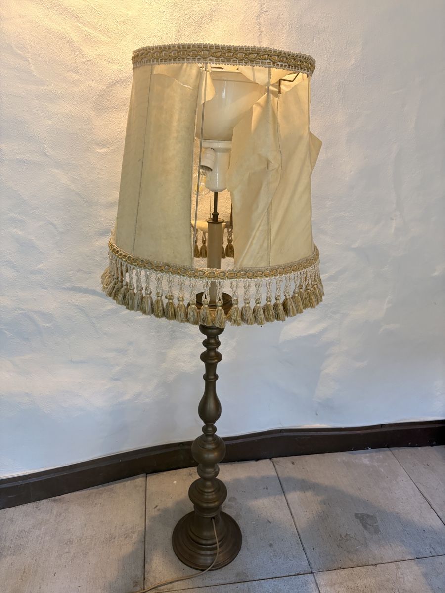 Lampade: Stehlampe – Usato da Schaffhausen venduto da moritzmerz