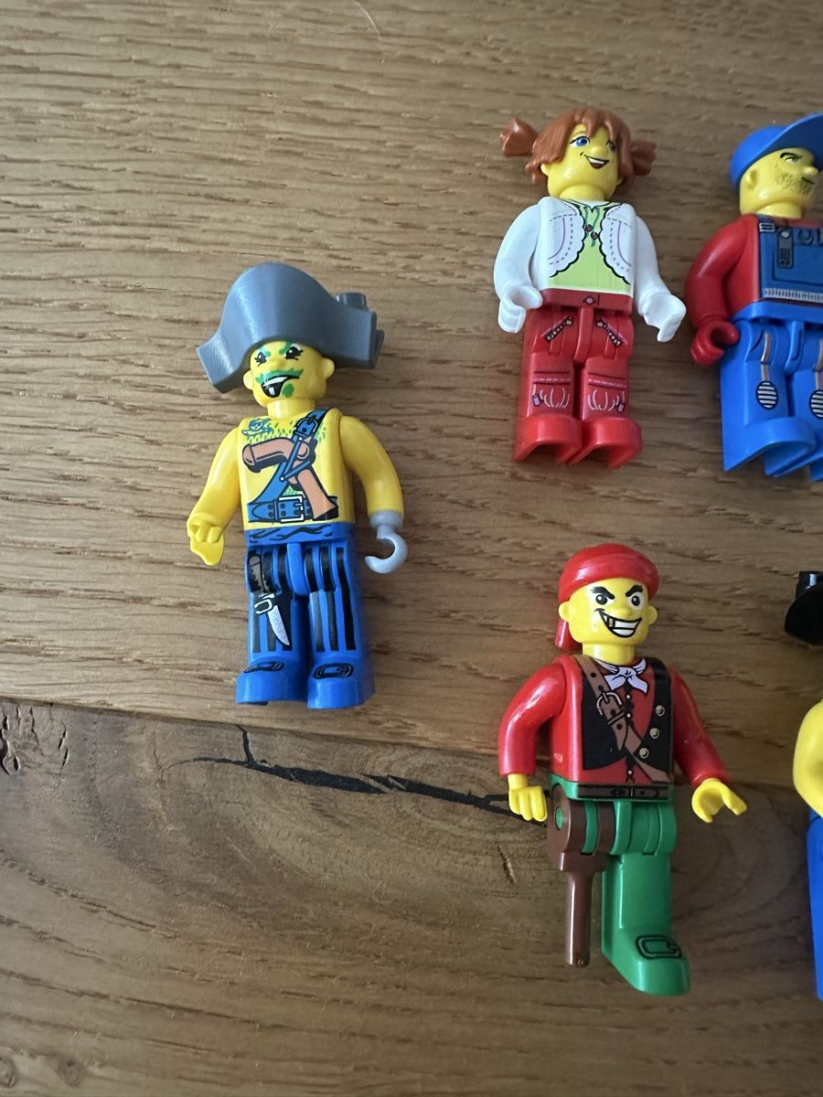 Lego Statuette: Lego Piraten Figuren  – Usato da Muri AG venduto da LON2o11 1
