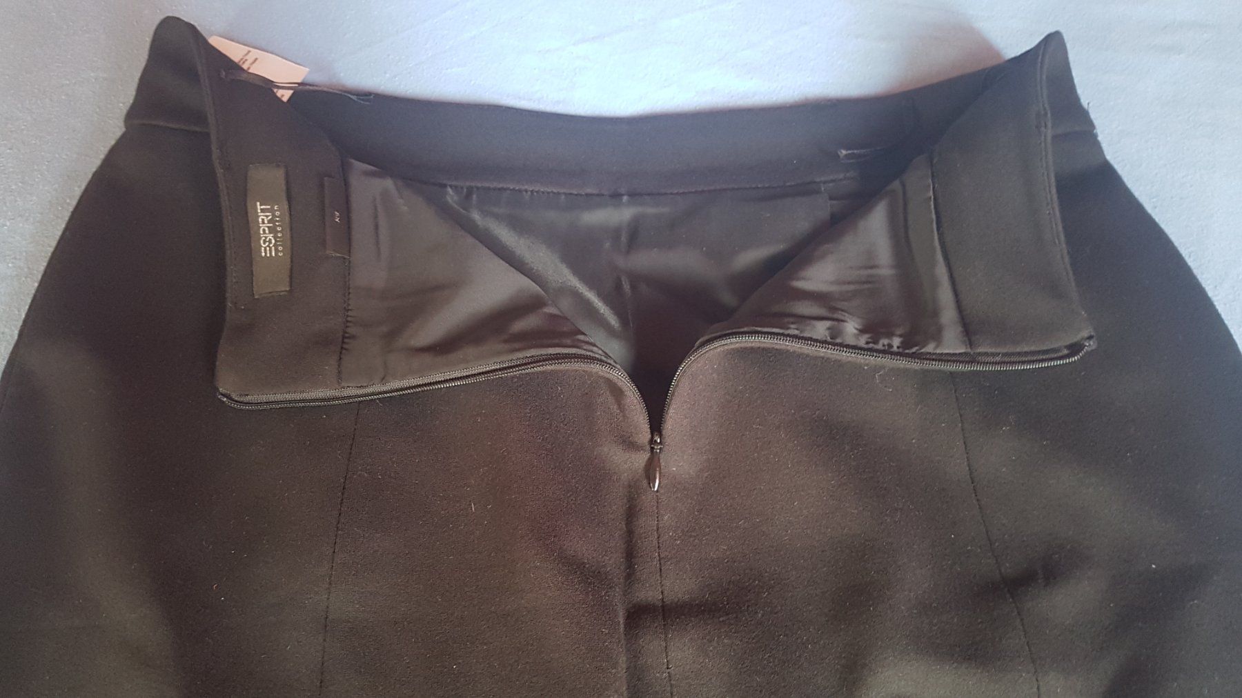 Esprit Röcke: Jupe noire taille 40 marque Esprit – Gebraucht aus Villiers von san_jn5w 5