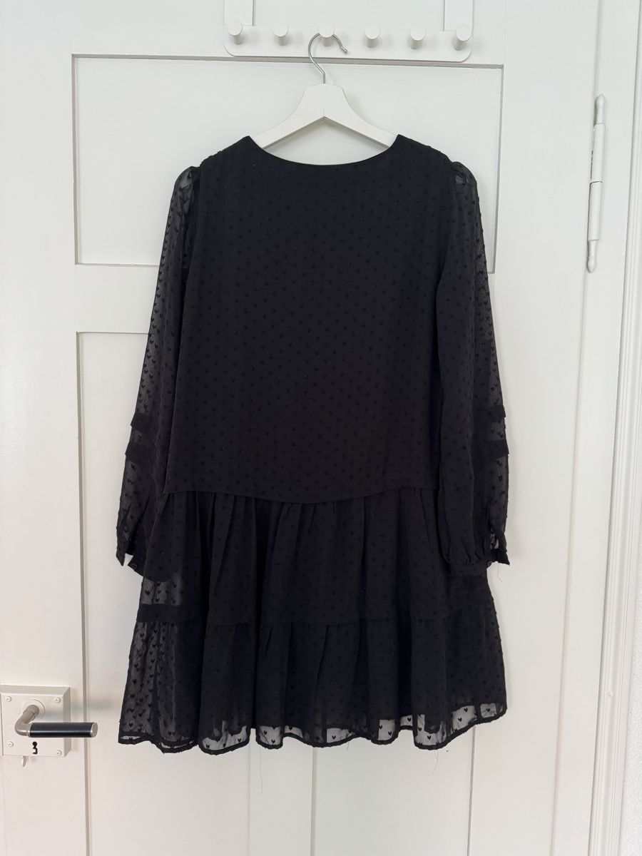Vila Kleider: Kleid schwarz mit Punkten – Gebraucht aus St. Gallen von BiancaL11 1