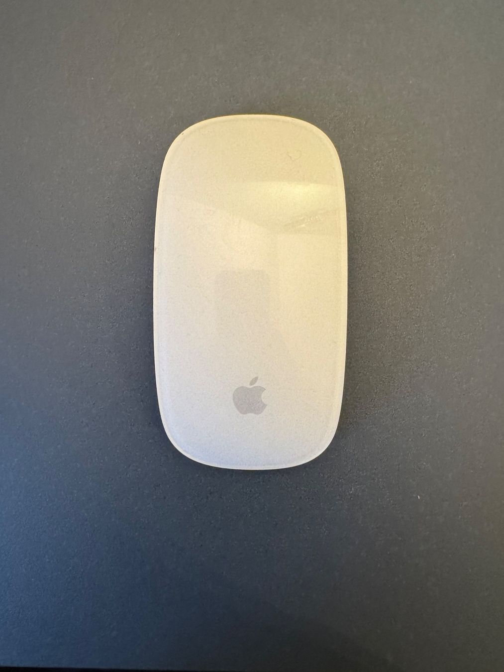 Apple Mouse: Apple Magic Mouse,  weiss gebrauchter Zustand – Usato da Zürich venduto da Lubo1