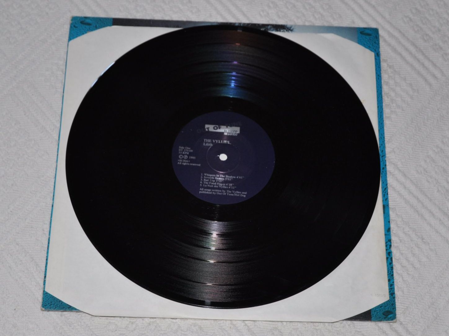 Vinyles: LP The Vyllies - Lilith – D'occasion à Boll par Theodora15 2