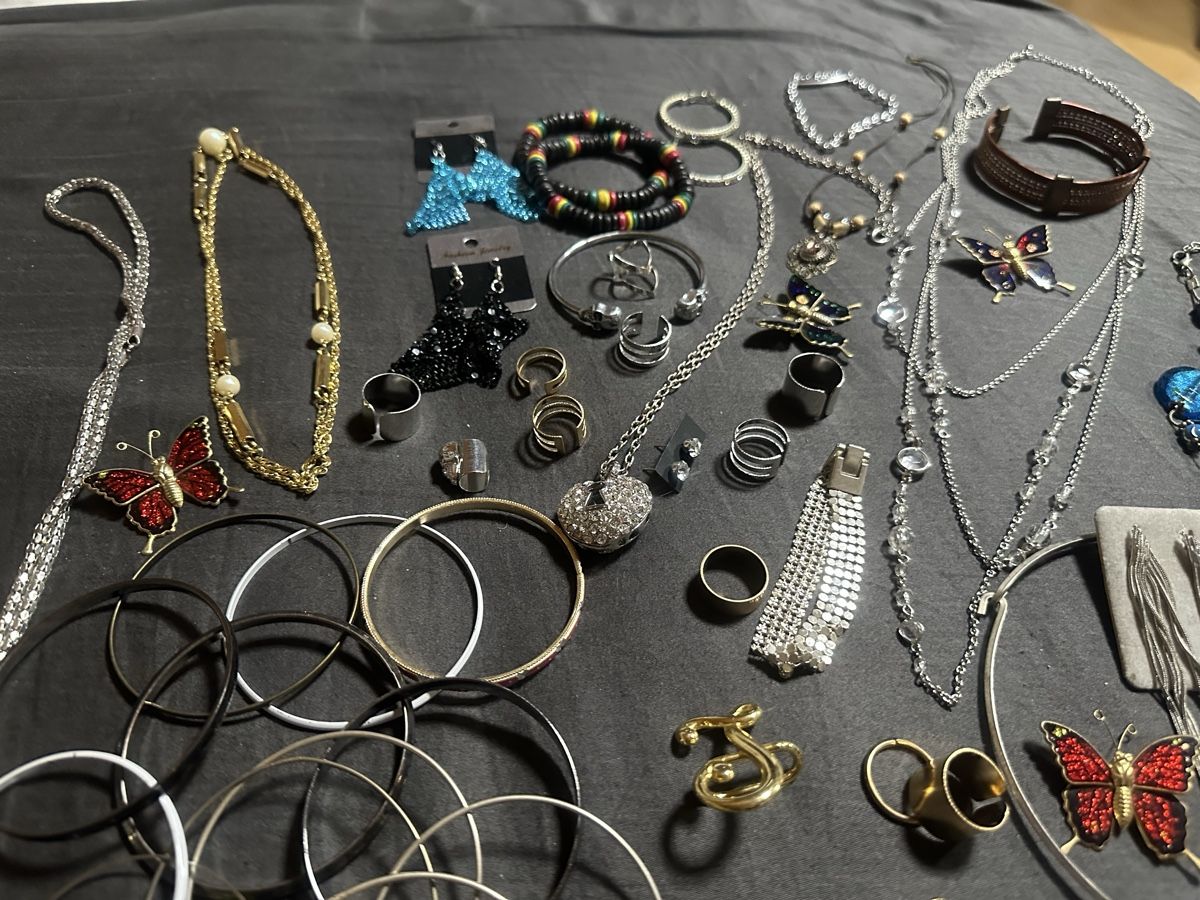 Altri gioielli: Modeschmuck Set Ketten Armbänder usw Schmuck – Usato da Deitingen venduto da Himhip 2