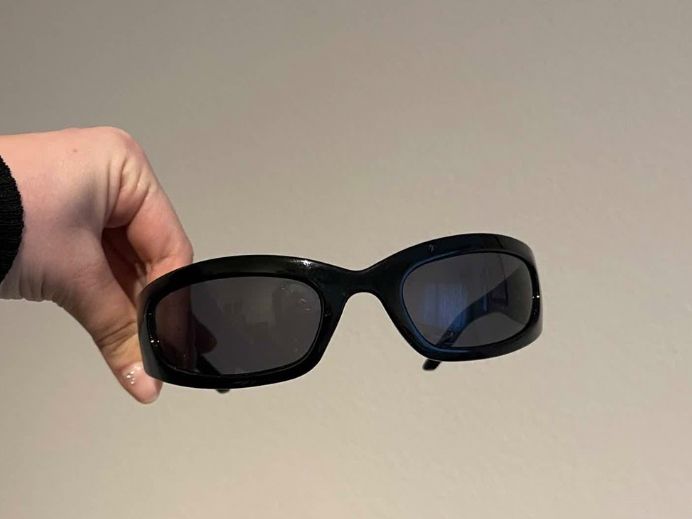 Lunettes & Verres: Sonnenbrille – Neuf (Voir description) à St. Gallen par celiinecosta