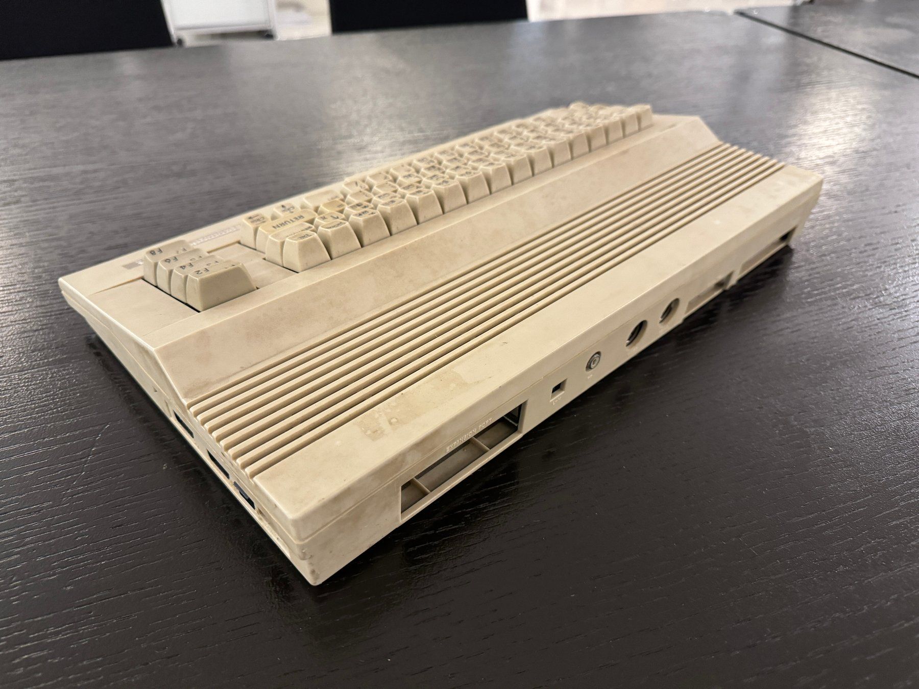 Commodore PCs: Commodore C64 Computer / Original aus den 1980er letzte Gen. – Gebraucht aus Burgdorf von  4