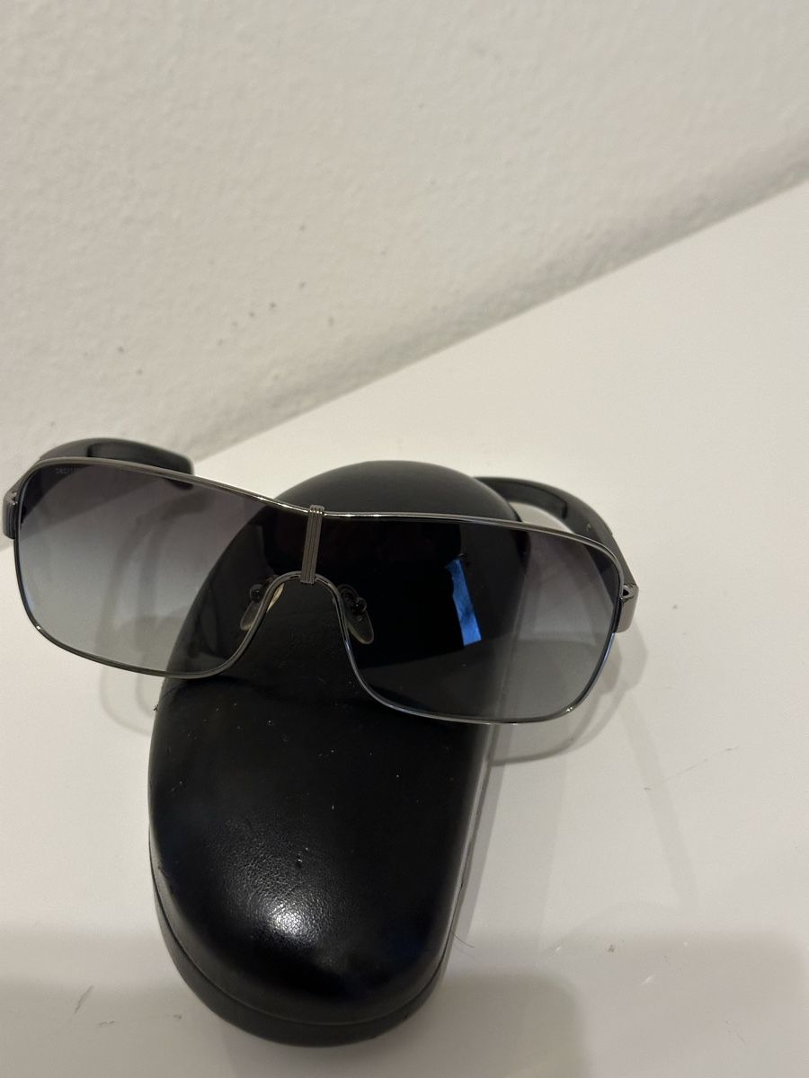 Prada Occhiali & Lenti: Prada Sonnenbrille mit Prada Box – Nuovo (secondo la descrizione) da Basel venduto da Ivana_4 4