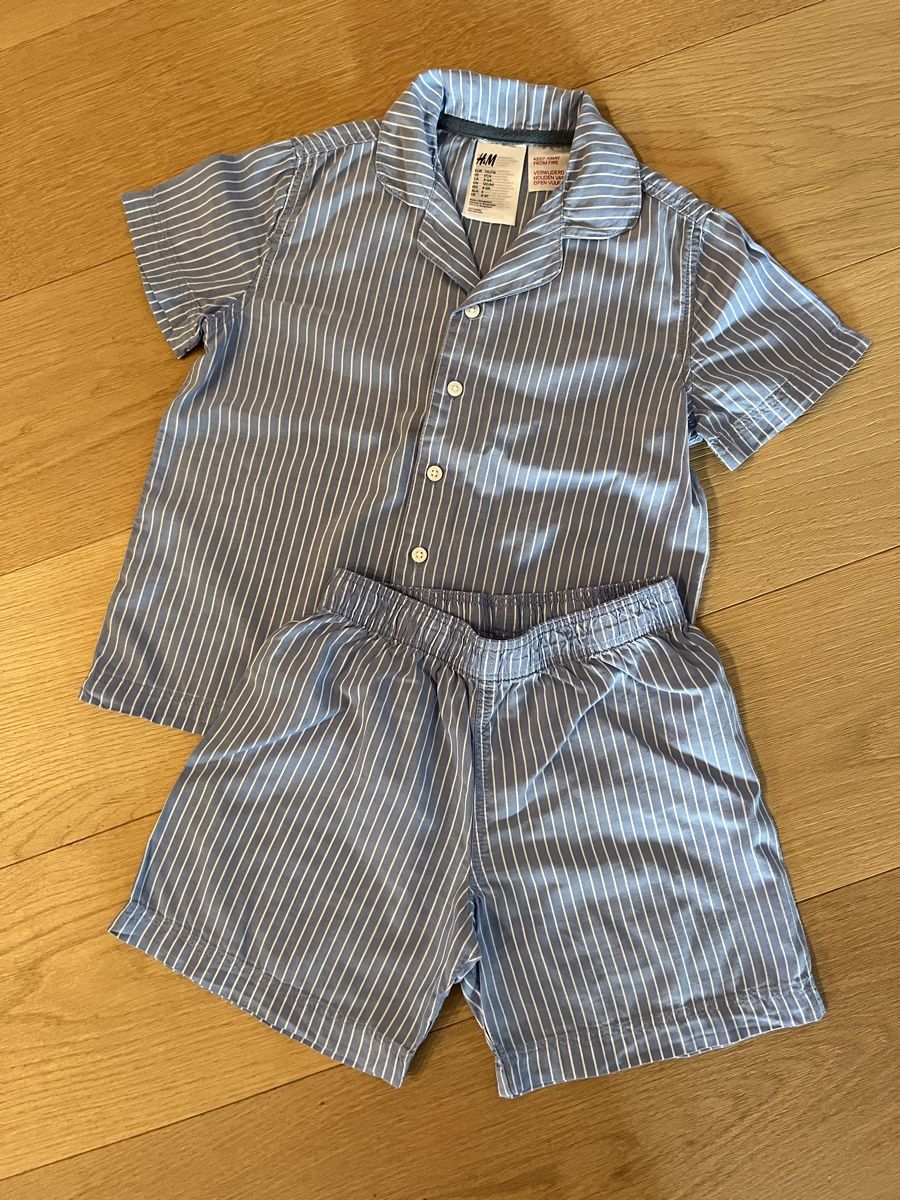 H&M Pigiama & Simili: Boys Summer Pyjamas, Size 4-6 Years – Usato da Planken venduto da R4gskL7 2