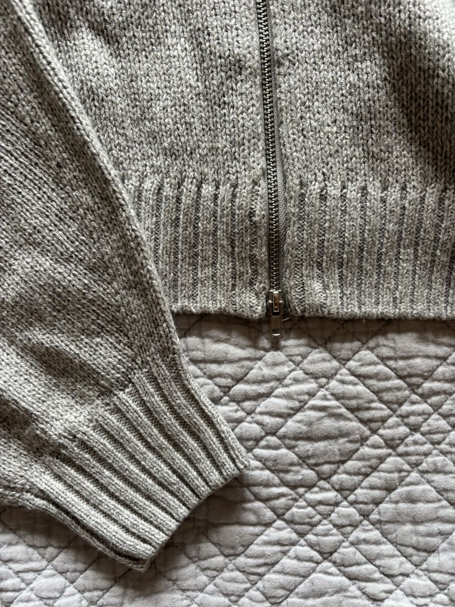 Gilet & Giacche senza maniche: Gilet zippé gris  – Usato da Lausanne venduto da shabnam.t 2