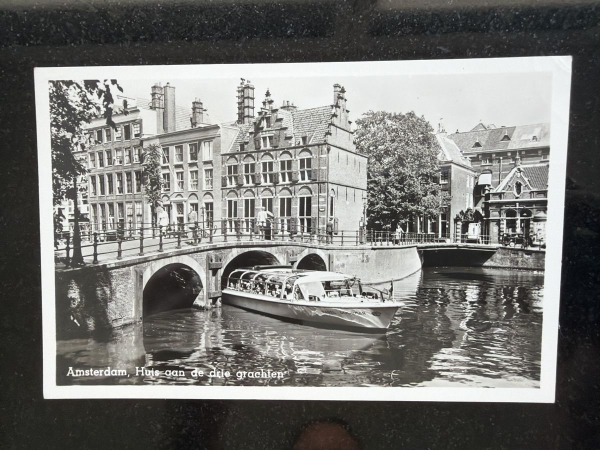 Cartes postales: Ansichtskarte Amsterdam mit Briefmarken – D'occasion à Wettingen par BAG4478