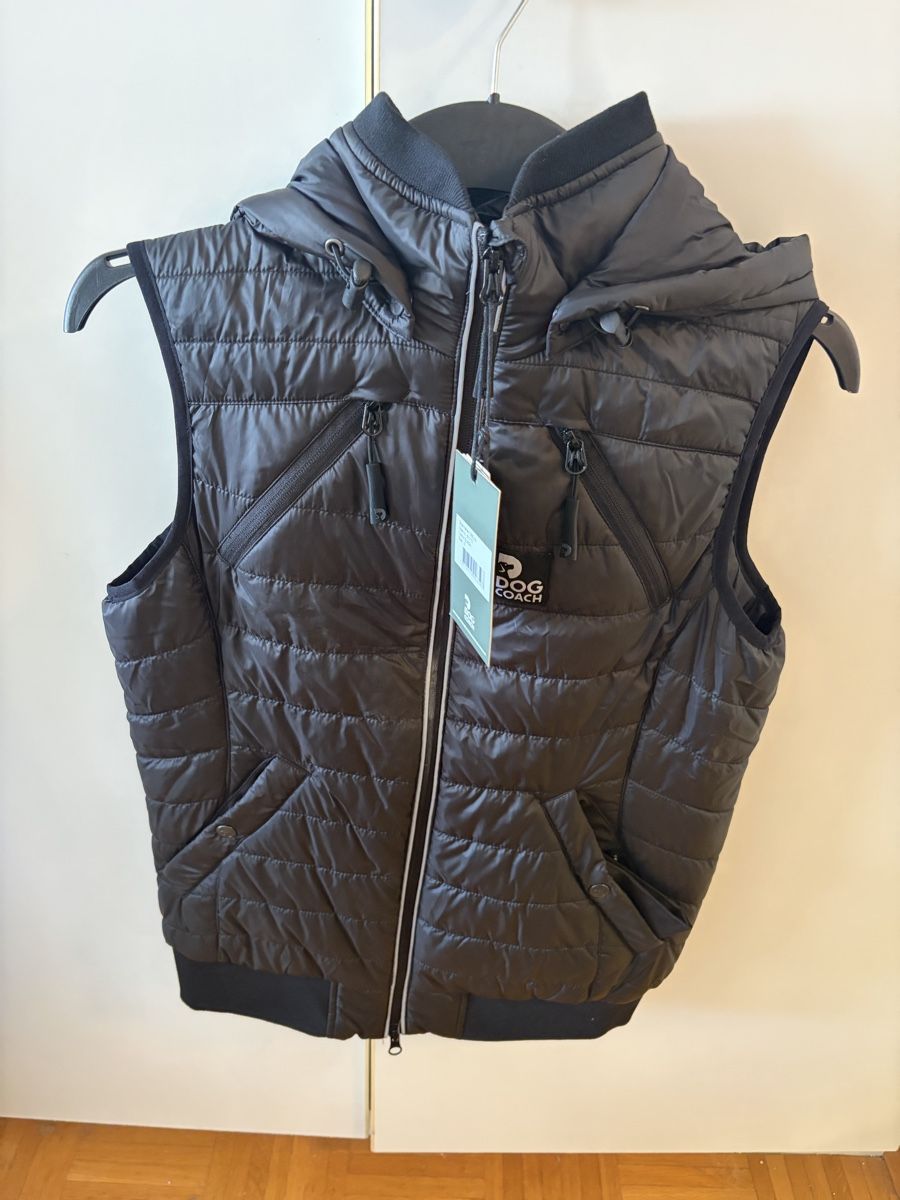 Gilets & Westen: Dog Coach Vest Black Size S New – Neu und originalverpackt aus Baden von rau_5vtw