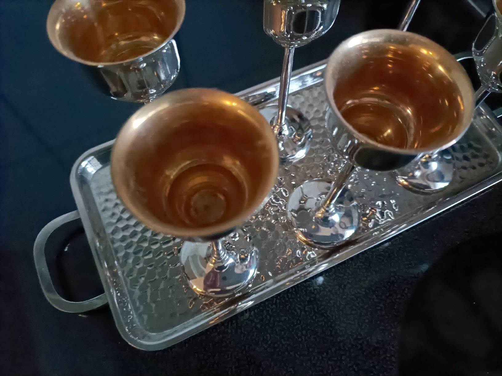 Geschirrsets: 6 sehr gut erhaltene Liquor Becherchen – Gebraucht aus Stansstad von Falcon-Crest 6