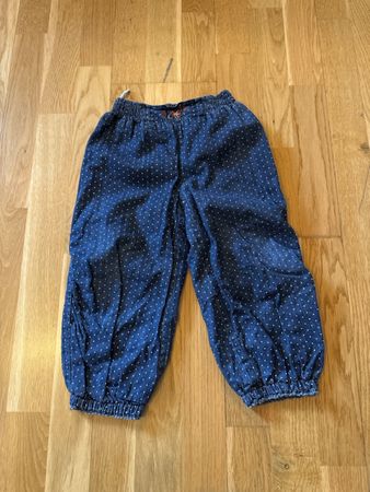 Süsse Sommerhose, Gr. 92, von Fixoni mit Pünktchenmuster!