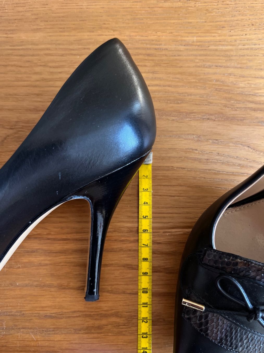 Salvatore Ferragamo Damenschuhe: Salvatore Ferragamo Pumps Gr.40.5 – Gebraucht aus Wädenswil von Iana32 5