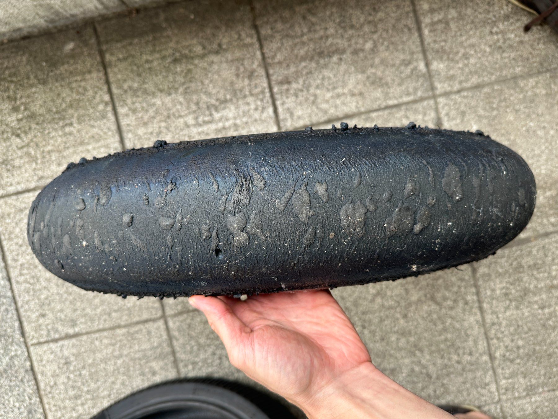 Michelin Pneumatici & Ruote complete: Slick Michelin Power Performance Medium Front 120 70 DOT 23 – Usato da Zürich venduto da JulesZHW 3