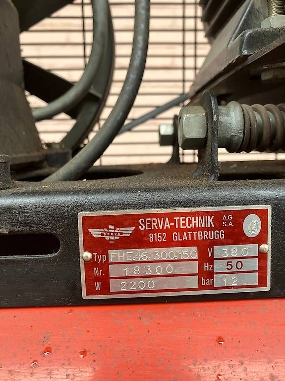 Compressori: Professioneller Druckluftkompressor von SERVA-TECHNIK – Usato da St. Gallen venduto da czucio 3