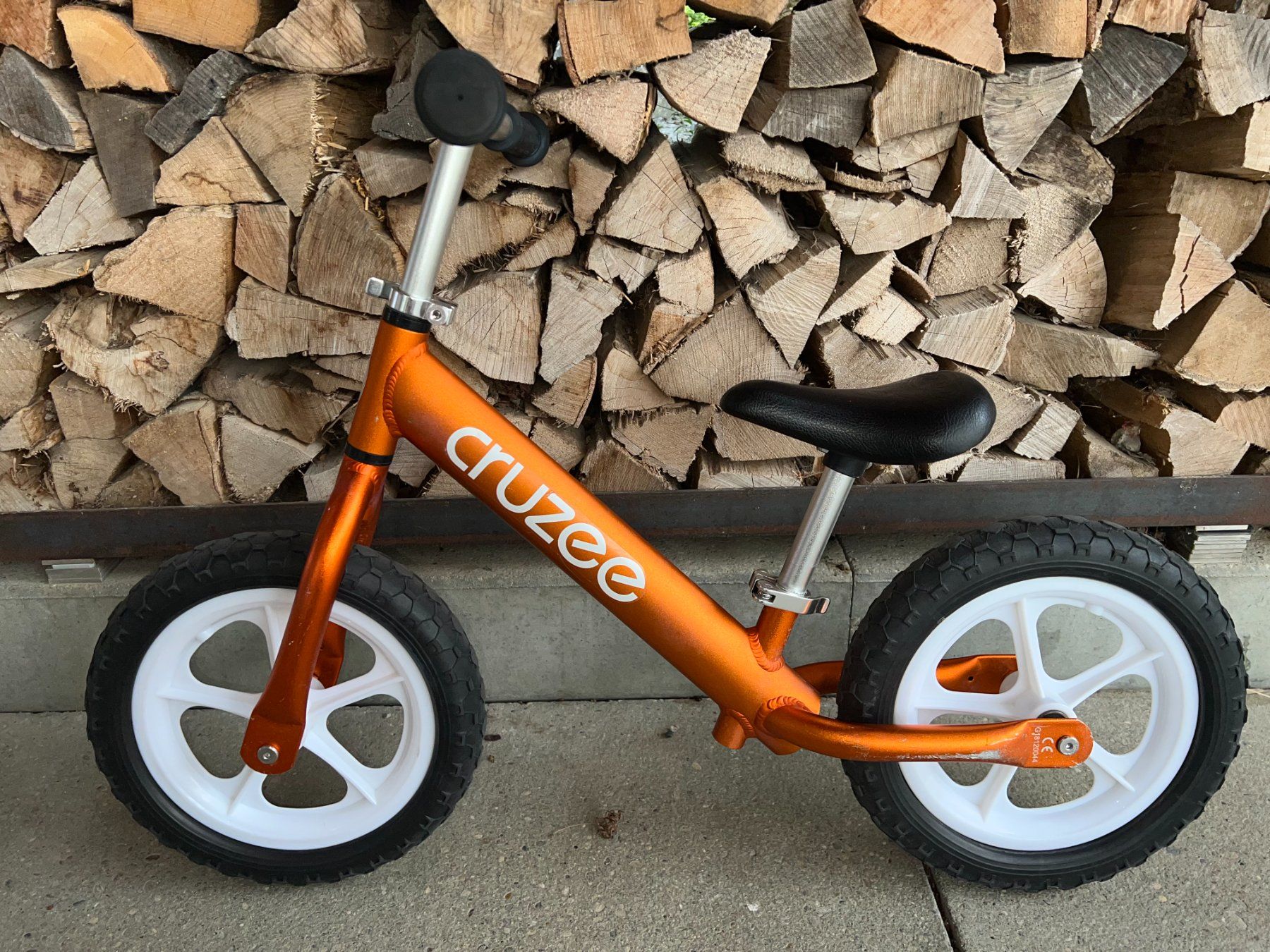 pedal to the metal Heat: Pedal to the Metal main image 1