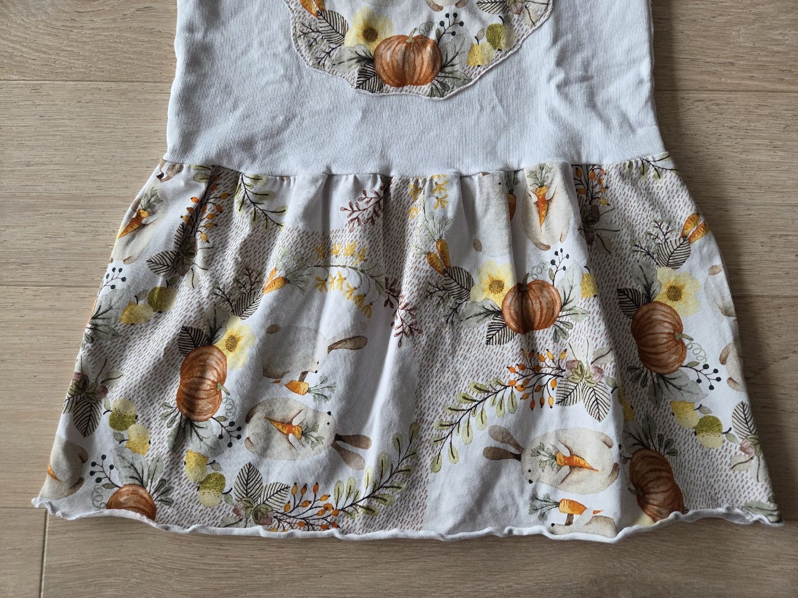 Vestiti & Gonne: Handmade Raglankleid Gr.98🐇 – Usato da Hinwil venduto da Jessica13 1