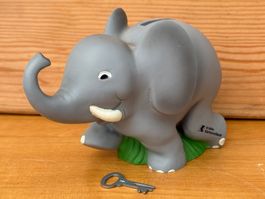 SPARDOSE ELEFANT ST. Galler Kantonalbank mit Schlüssel