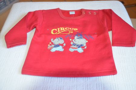 TAILLE 68 - SWEATSHIRT NEU