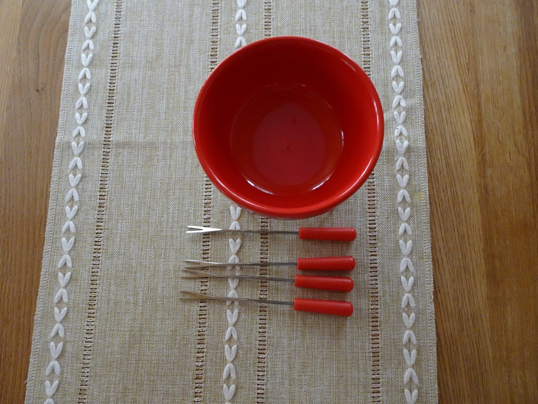 Elettrodomestici da cucina: Kleines Schokkoladefondue Set - 424195 – Usato da Küssnacht am Rigi venduto da Good4Deckeli 2