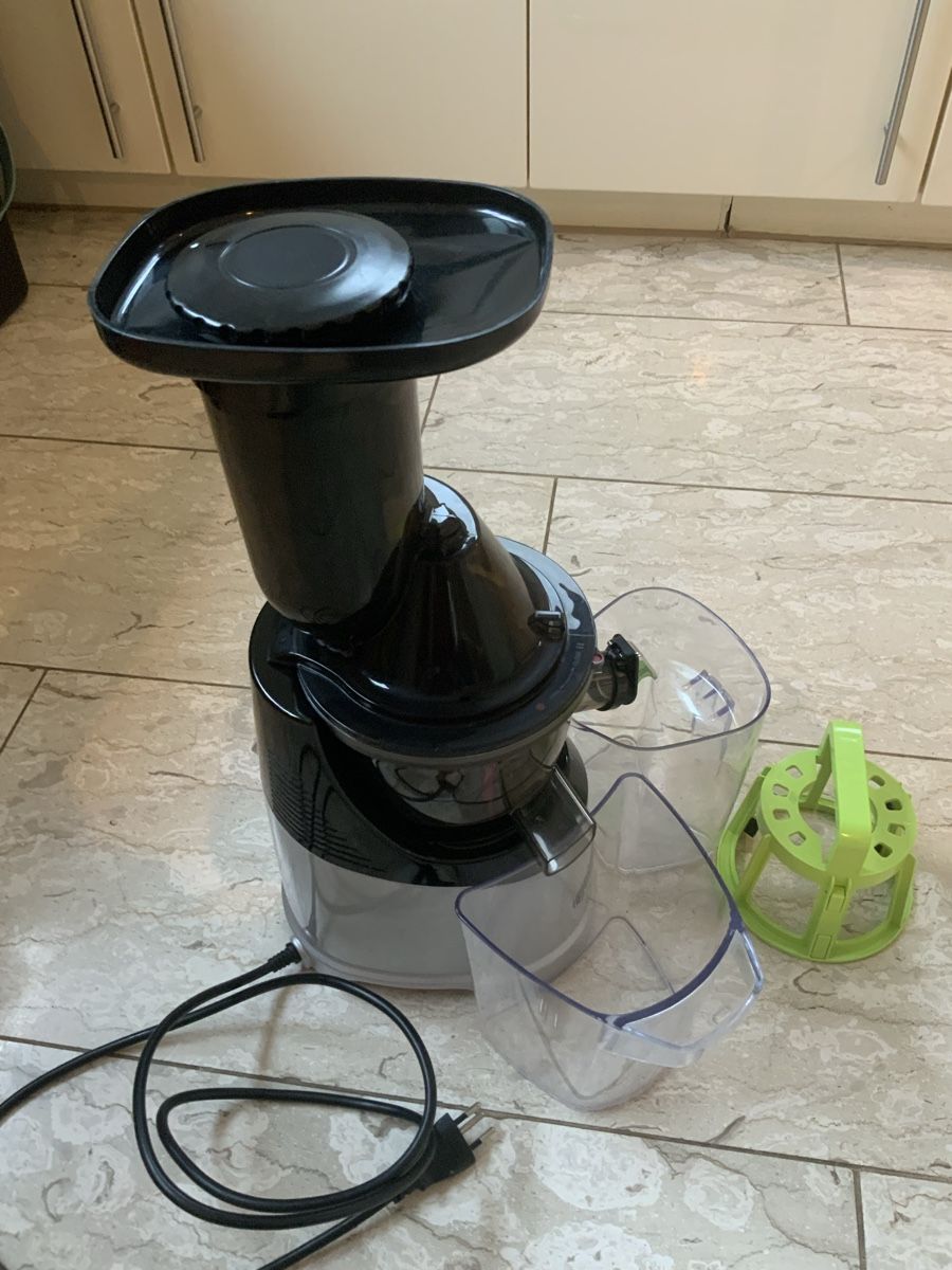 Elettrodomestici da cucina: Omega Juicers Mega mouth – Usato da Oberwil BL venduto da dmk2000 1