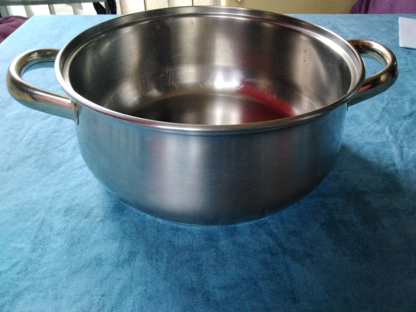 Pfannen: 2 LITER PFANNE  – Gebraucht aus Biel/Bienne von dasi3 1