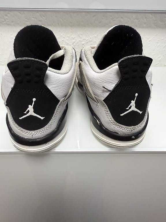 Scarpe per ragazzi: Jorden 4 Gr 30 – Usato da Riehen venduto da IvoC02 1