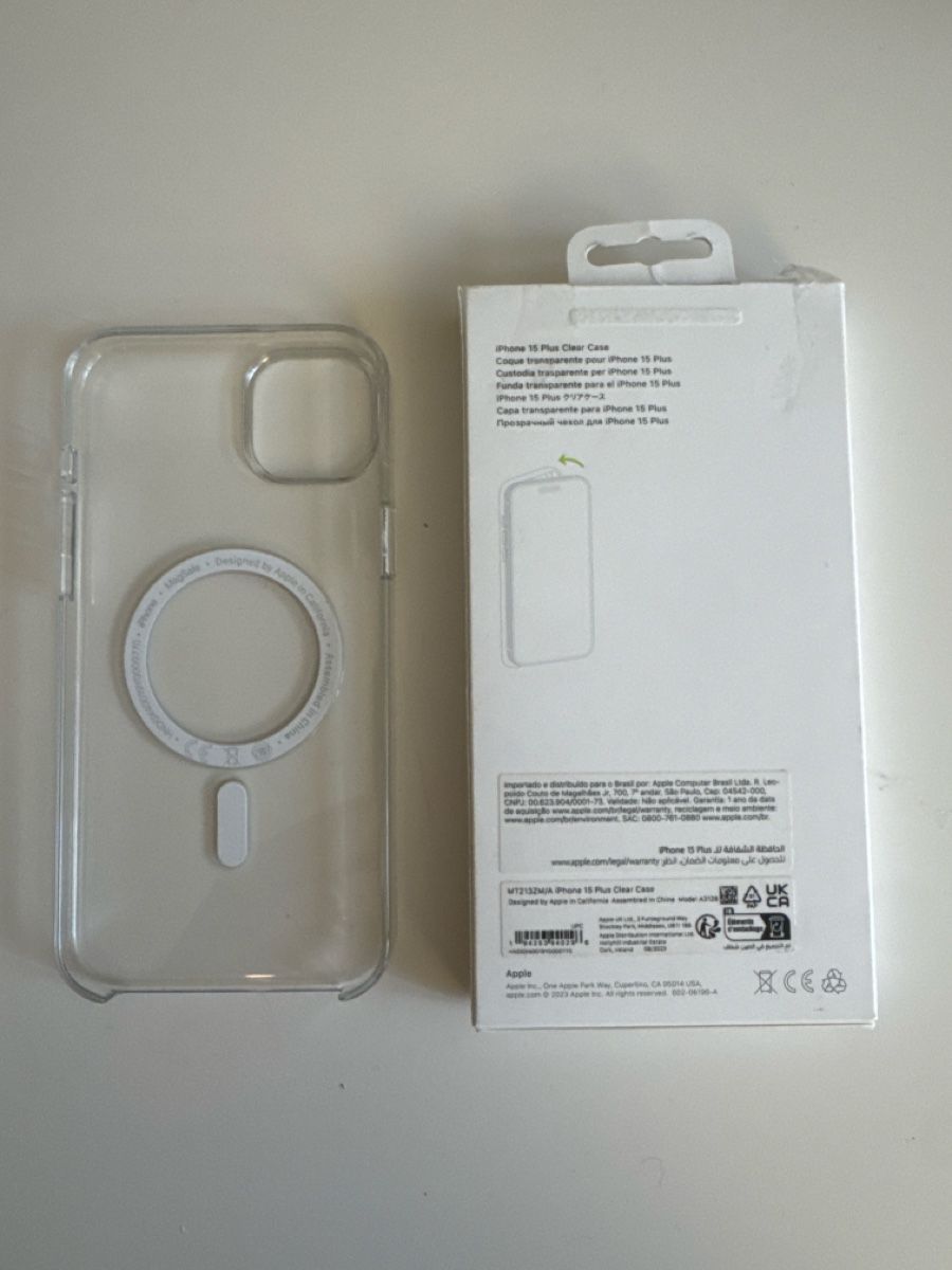 Apple Coques & Protection écran: Iphone 15 plus Original Apple Magsafe Case Neu – Neuf avec emballage d'origine à Zürich par 44sensation44 1