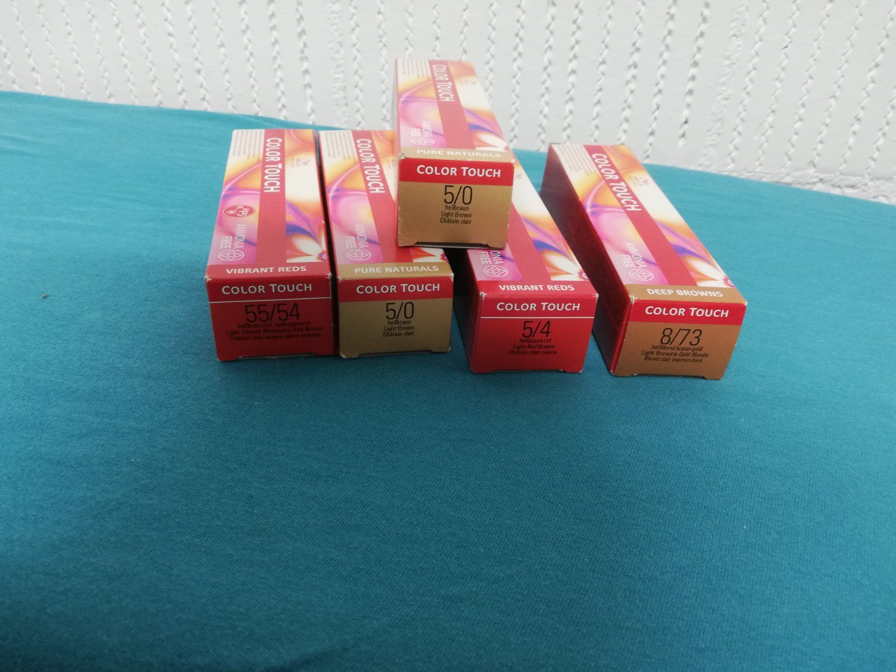Tinte: Haarfarbe Wella Colour Touch 5 Stück neu – Nuovo (secondo la descrizione) da Untersiggenthal venduto da Marlen59 2