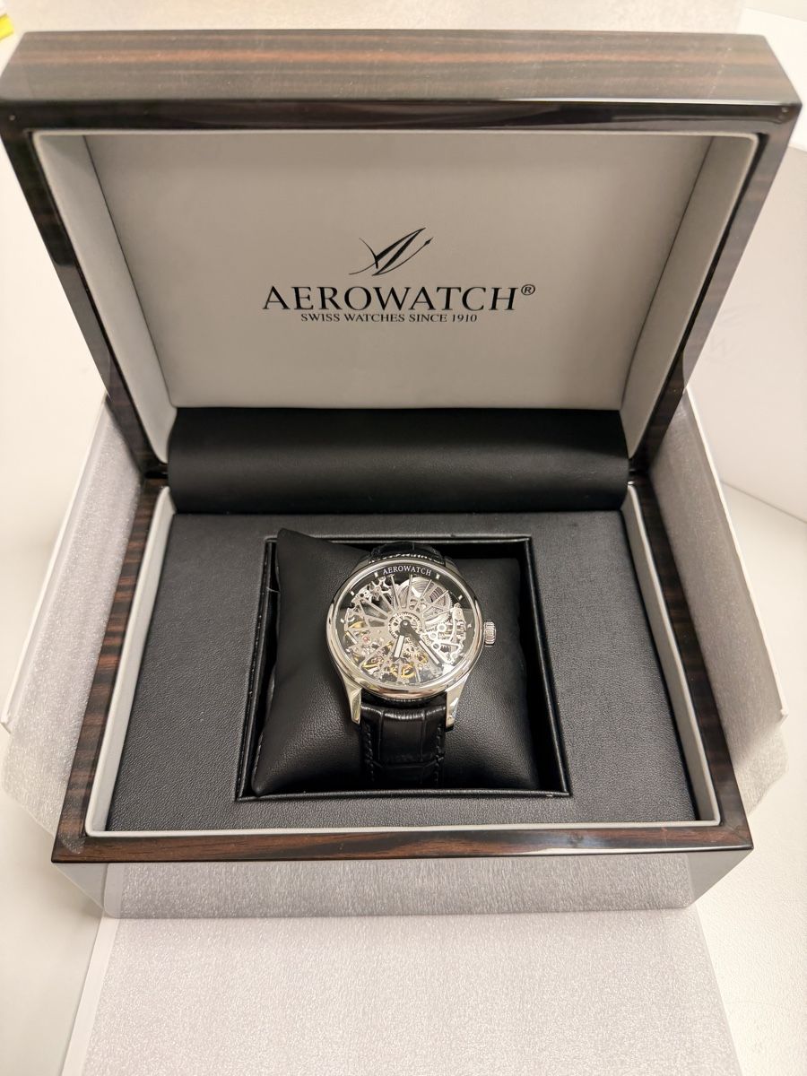 Aerowatch Orologi: AÉROWATCH A50981AA17 Renaissance Squelette Cobweb – Usato da Mauren FL venduto da Sutti_S