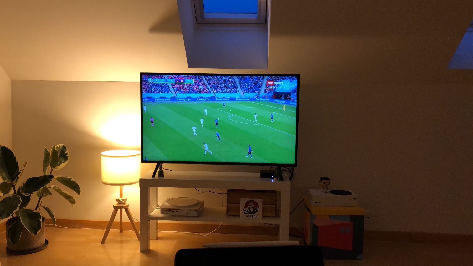 Televisori: Samsung 4K TV – Nuovo (secondo la descrizione) da Zürich venduto da pym_b9dv