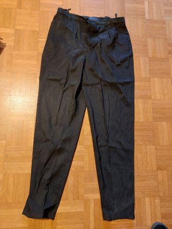 leichte, festliche Hose, Grösse 42, schwarz