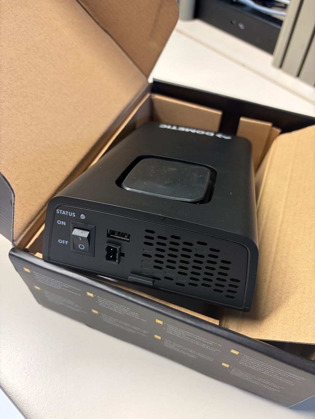 Inverter: Dometic DSP424 Sinus-Wechselrichter 350W/24V – Nuovo e nell'imballaggio originale da Wallisellen venduto da inf_hxd8 3