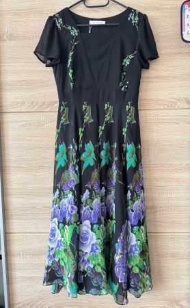 Robe fleurie noire